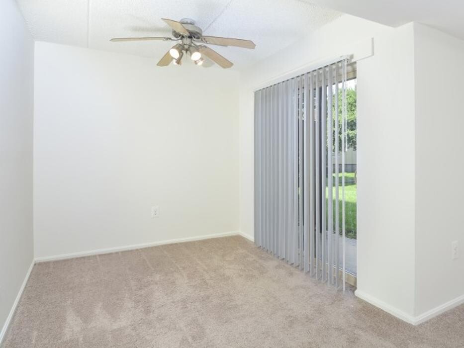 Images Fox Run Apartments