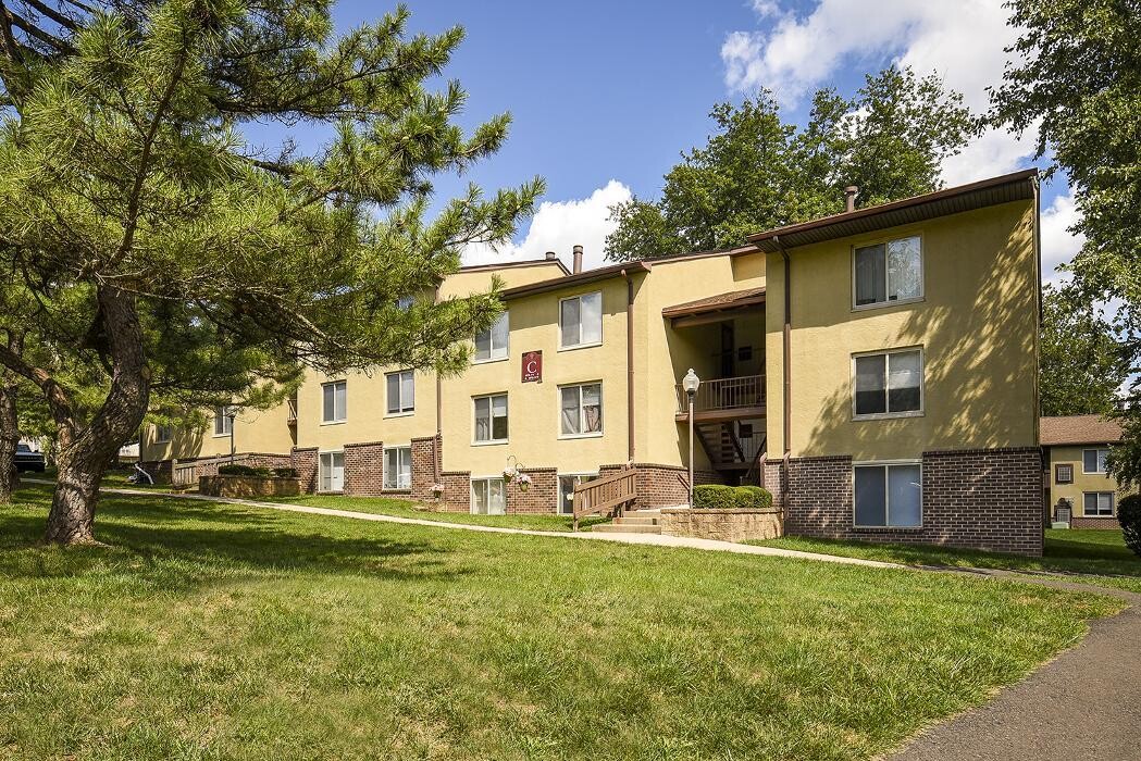 Images Fox Run Apartments