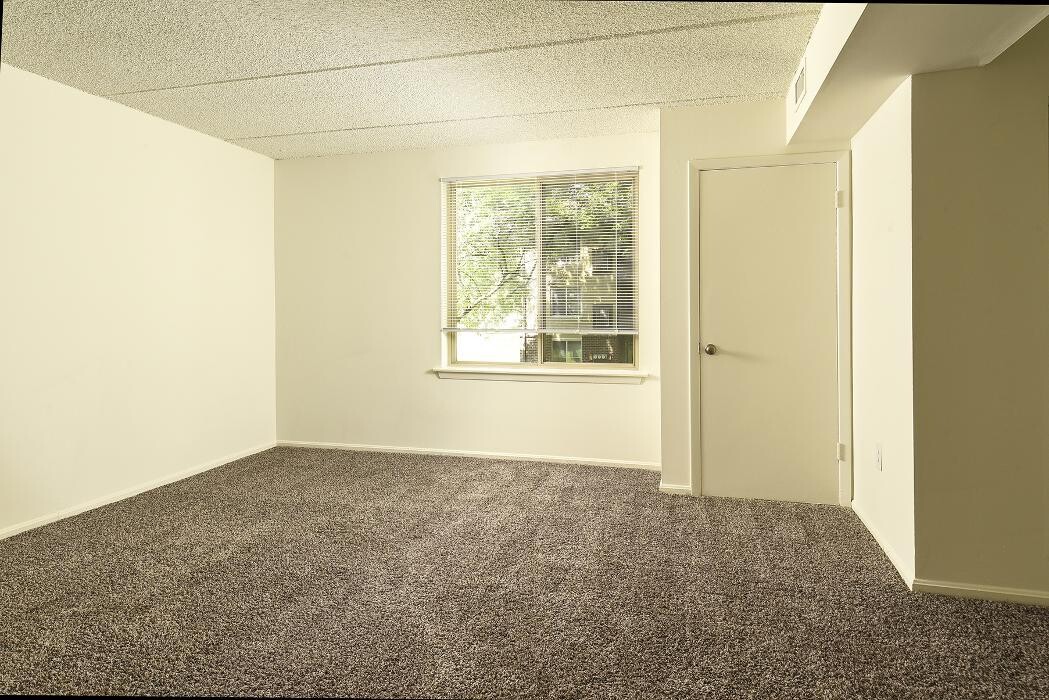 Images Fox Run Apartments