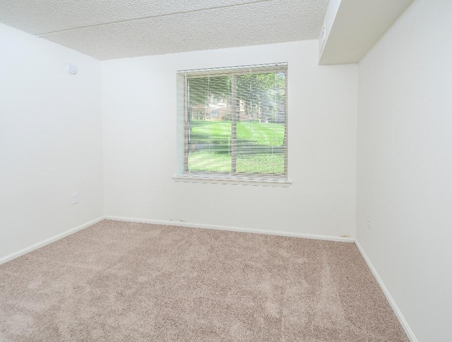 Images Fox Run Apartments