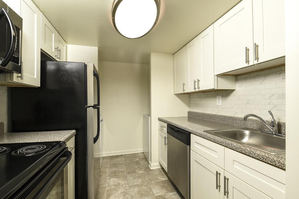 Images Fox Run Apartments