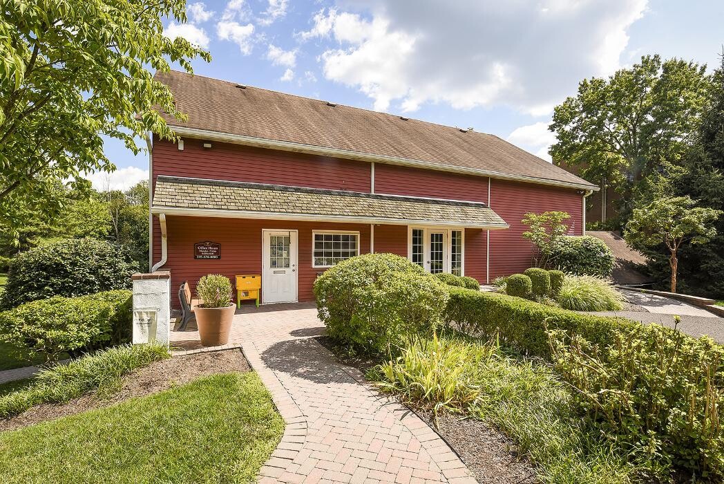 Images Fox Run Apartments