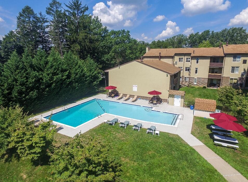 Images Fox Run Apartments