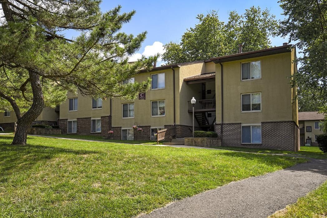 Images Fox Run Apartments