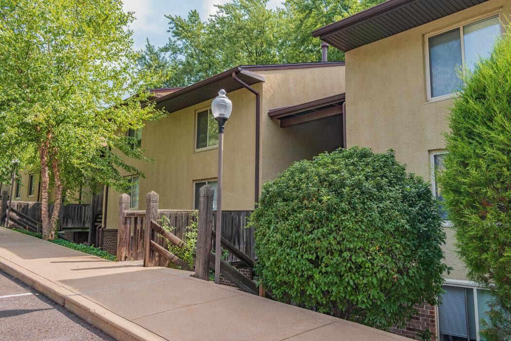 Images Fox Run Apartments