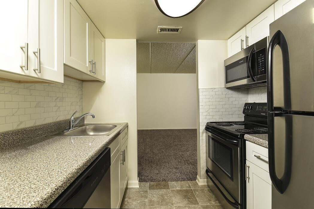 Images Fox Run Apartments