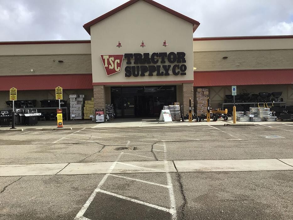 Images Tractor Supply Co.