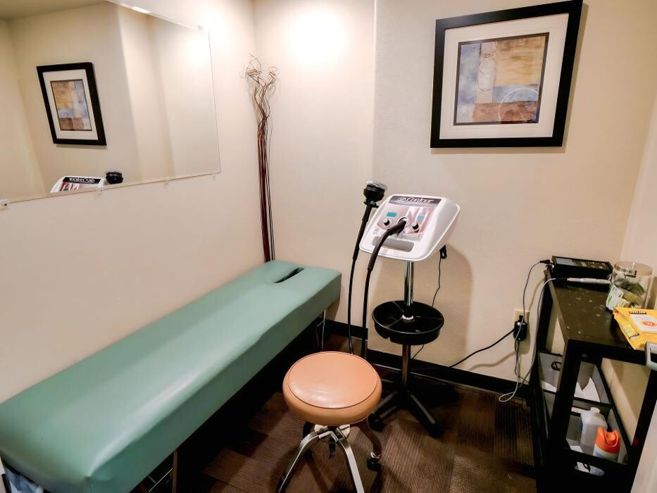 Images Lake Meridian Chiropractic