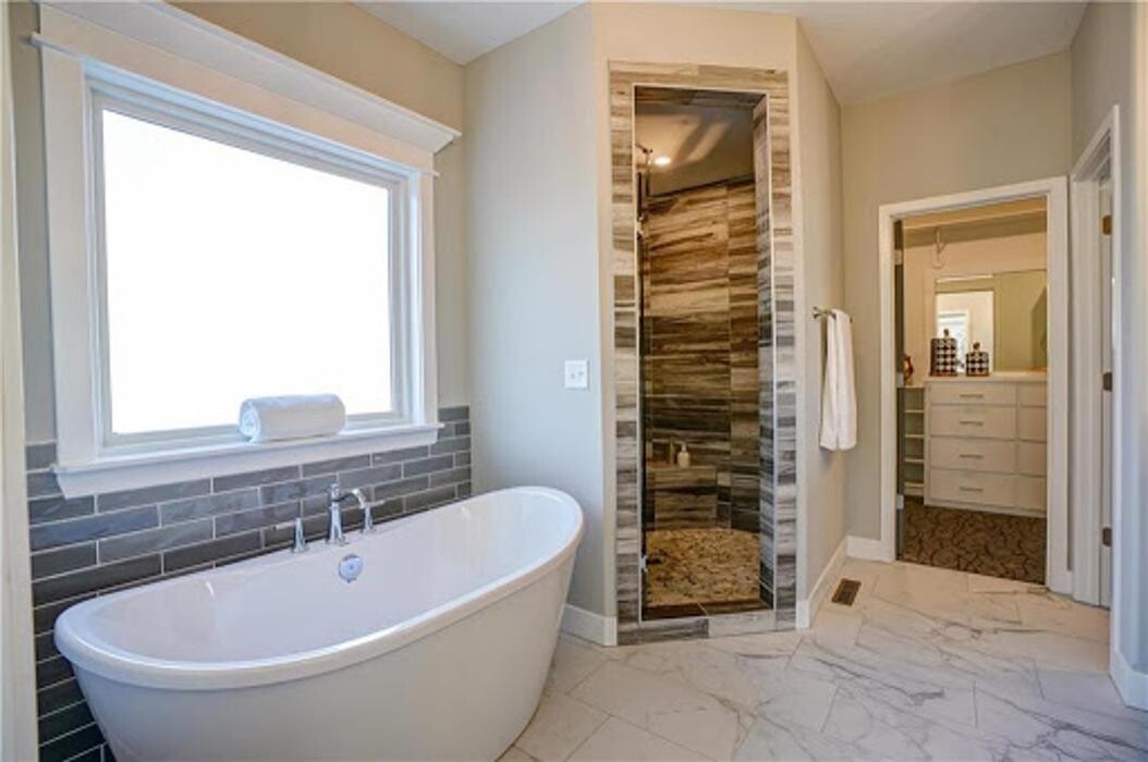 Images Walker Custom Homes LLC