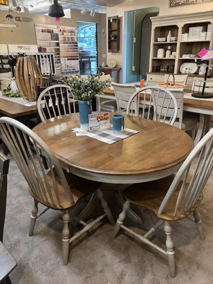 Images Crowl Interiors & Furniture