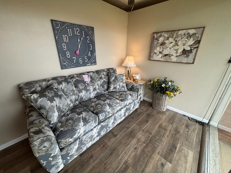 Images Crowl Interiors & Furniture