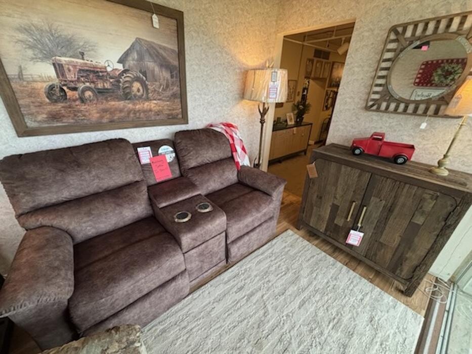 Images Crowl Interiors & Furniture