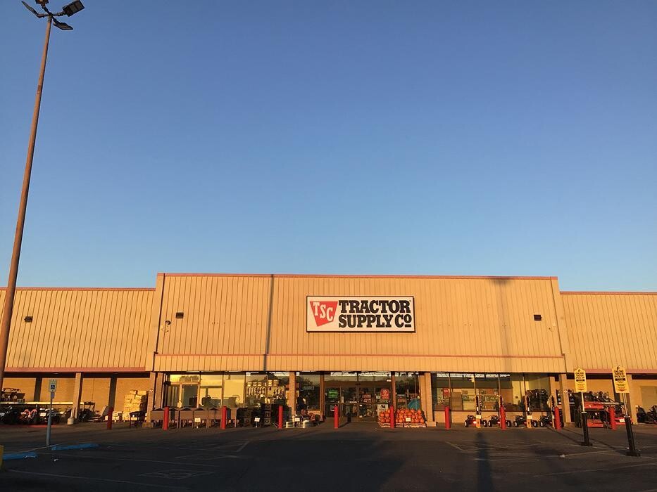 Images Tractor Supply Co.