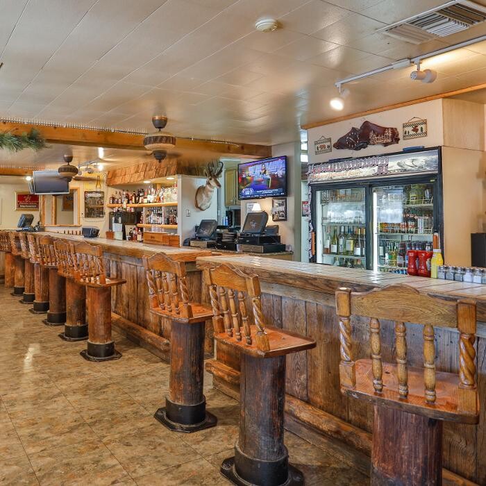 Images Hualapai Mountain Resort