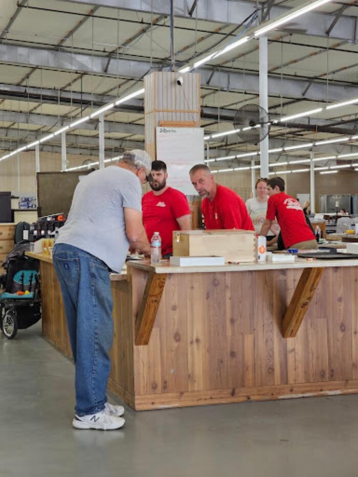 Images Bob's Discount Home Improvement Center