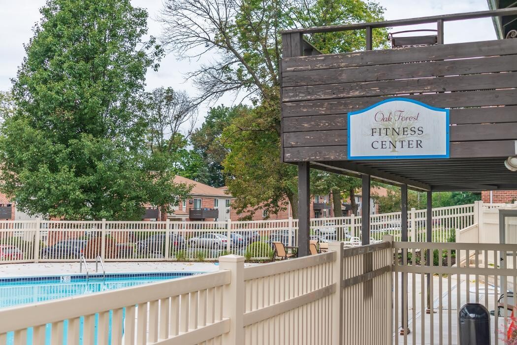 Images Oak Forest Apartments