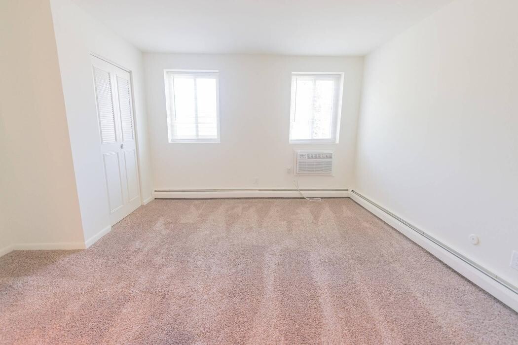 Images Oak Forest Apartments