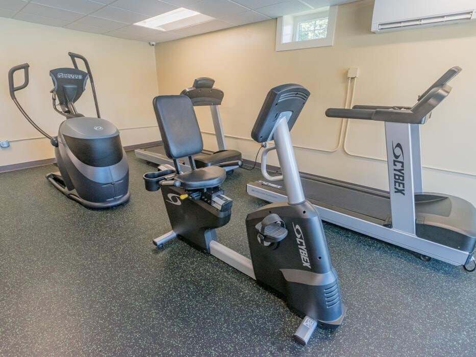 Images Oak Forest Apartments