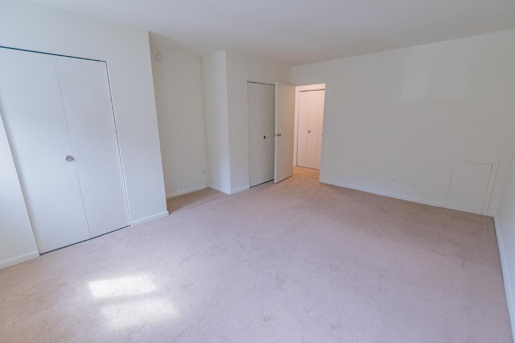 Images Oak Forest Apartments