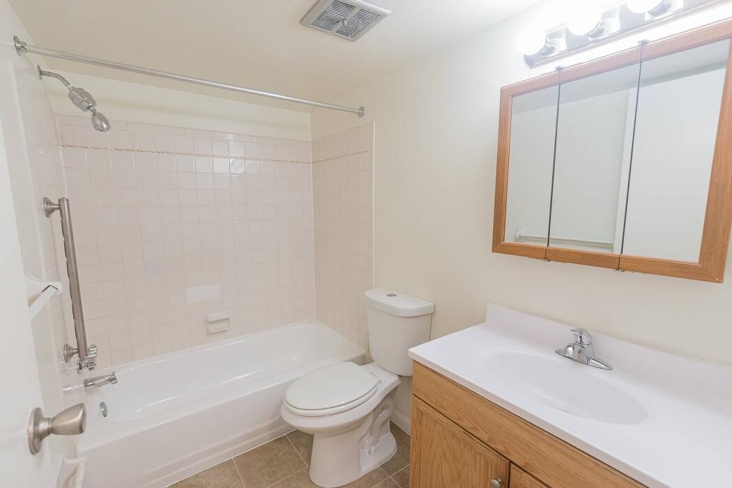 Images Oak Forest Apartments