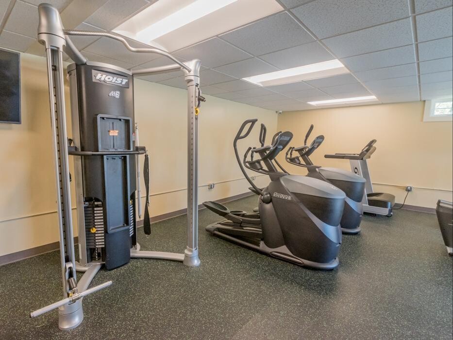 Images Oak Forest Apartments