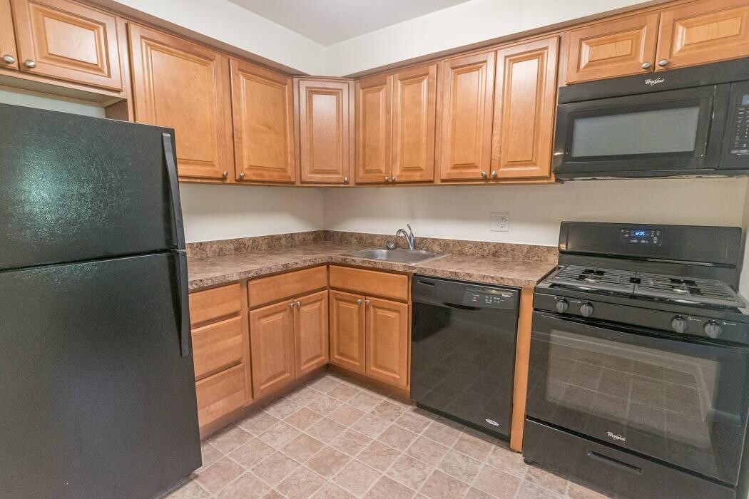 Images Oak Forest Apartments