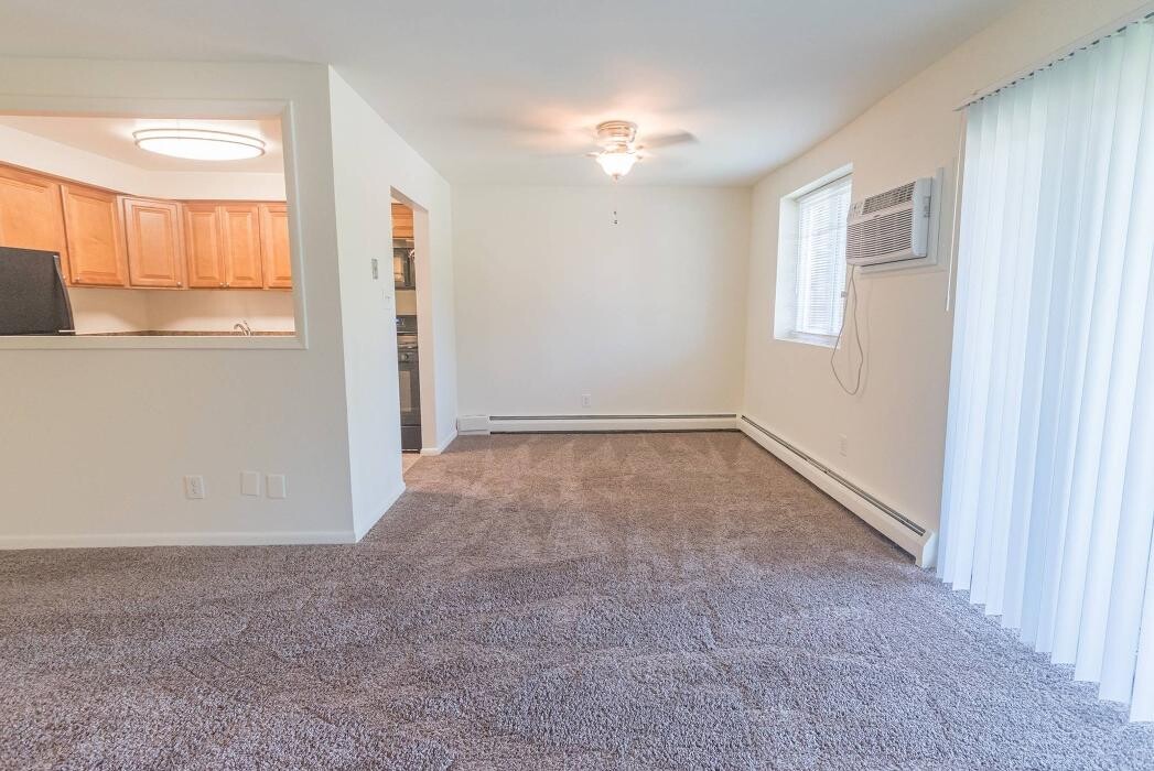 Images Oak Forest Apartments