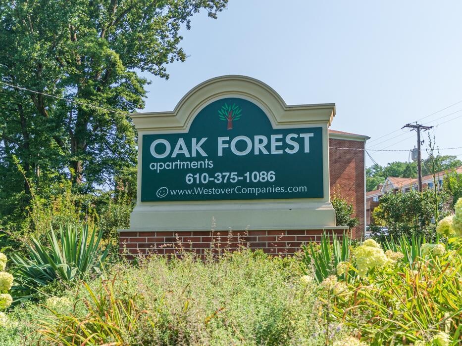 Images Oak Forest Apartments