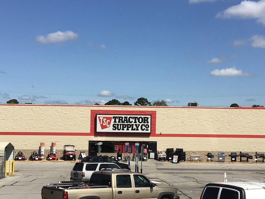 Images Tractor Supply Co.
