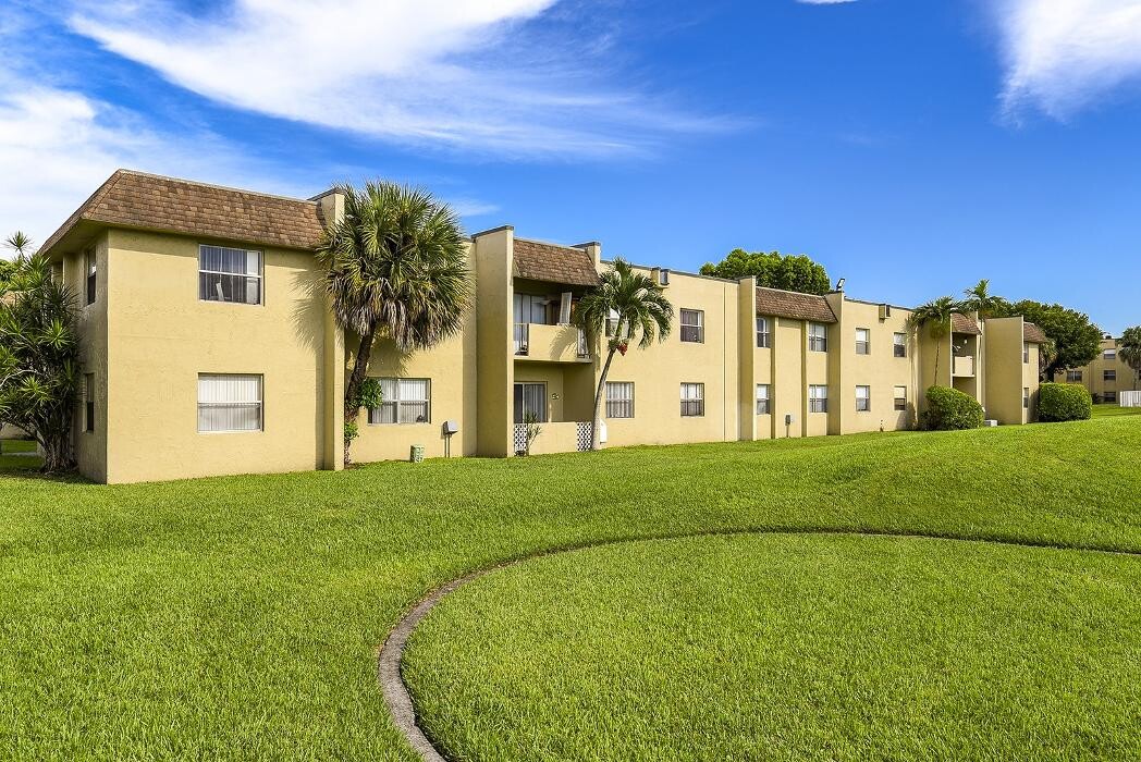 Images Green Briar West Apartments