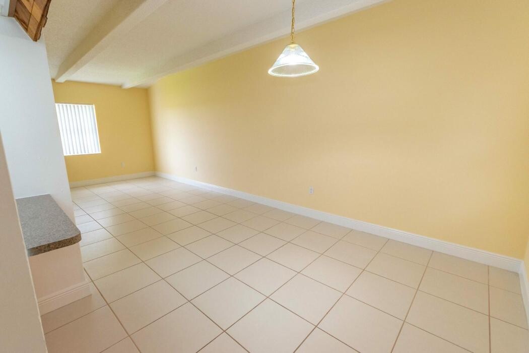 Images Green Briar West Apartments