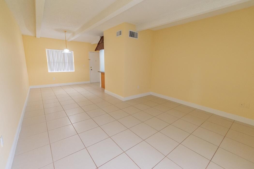 Images Green Briar West Apartments