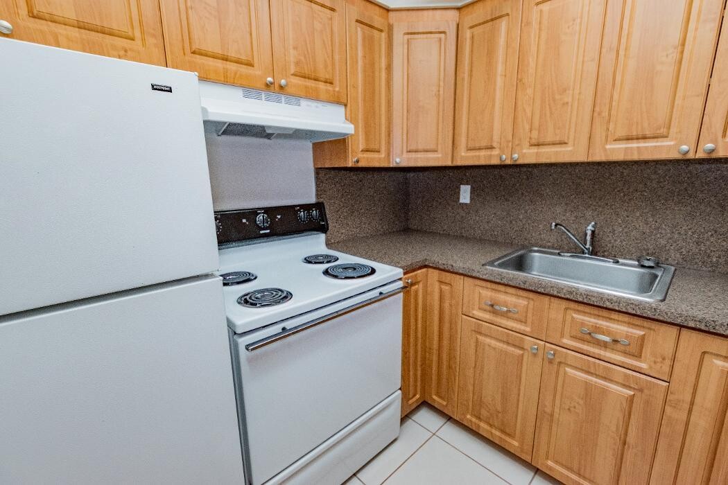 Images Green Briar West Apartments