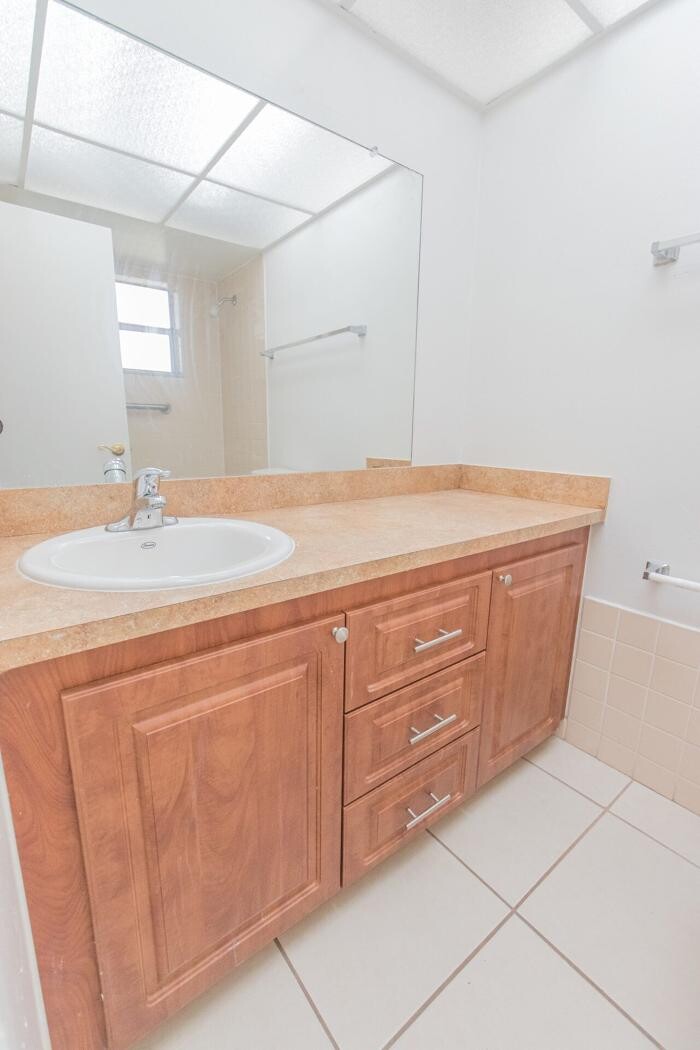 Images Green Briar West Apartments