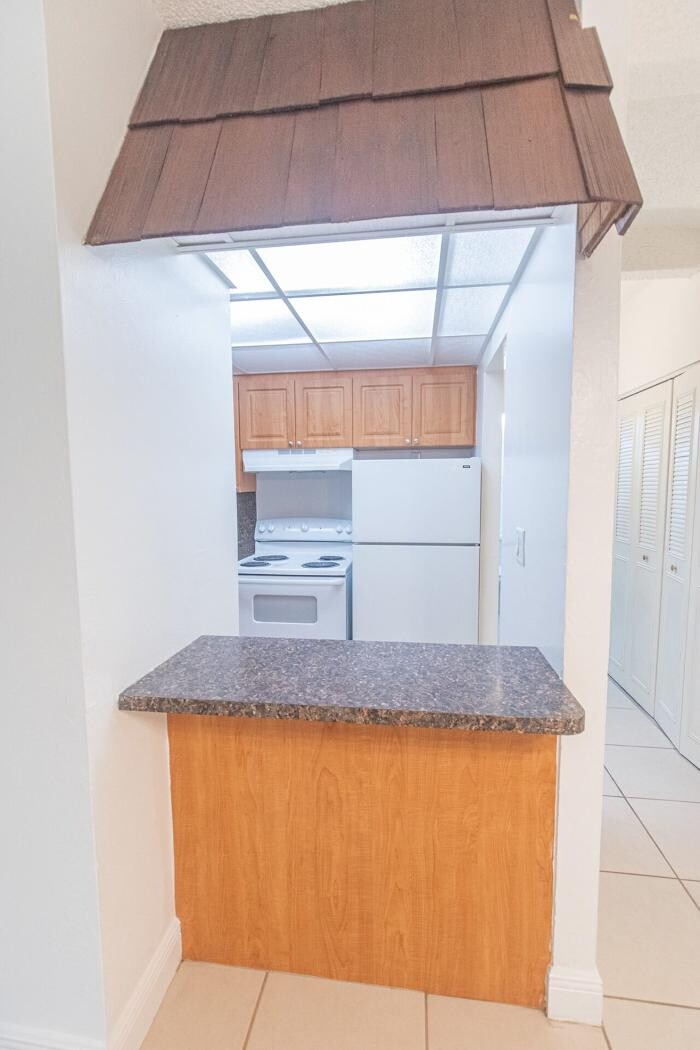 Images Green Briar West Apartments