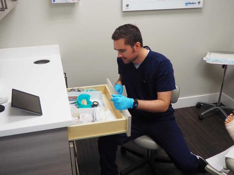 Images Evolve Health - Foot & Ankle