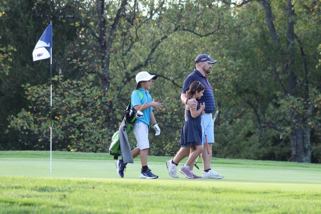 Images The Pines Country Club