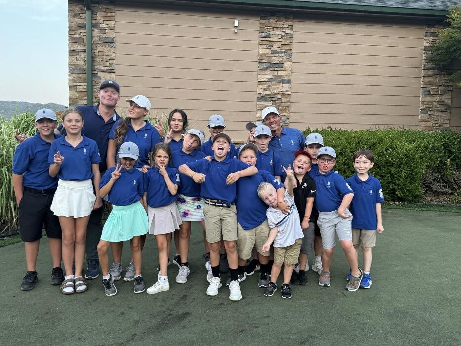 Images The Pines Country Club