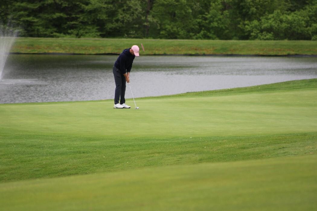 Images The Pines Country Club