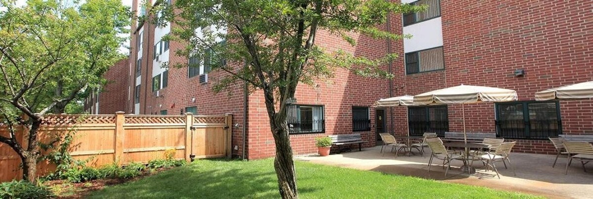 Images Woodbourne Apartments