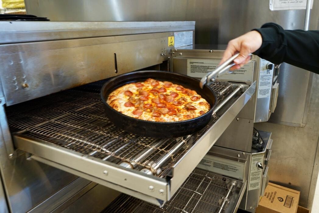 Images Hungry Howie's Pizza