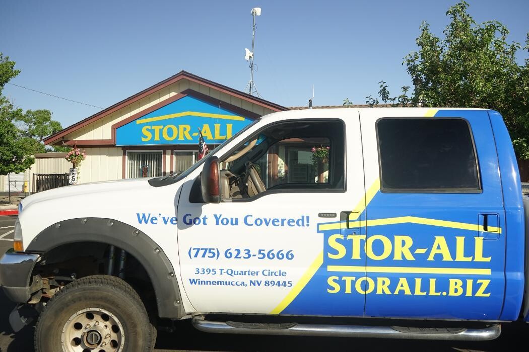 Images Stor-All Winnemucca