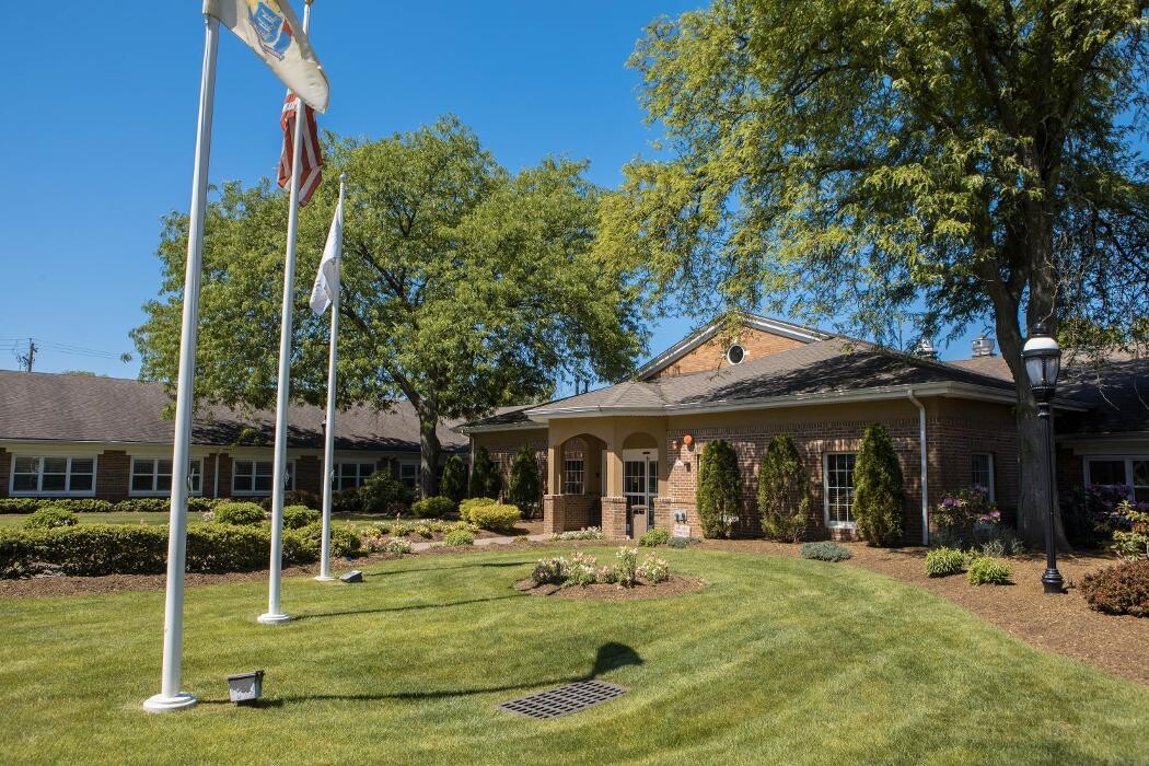 Images CareOne at Cresskill