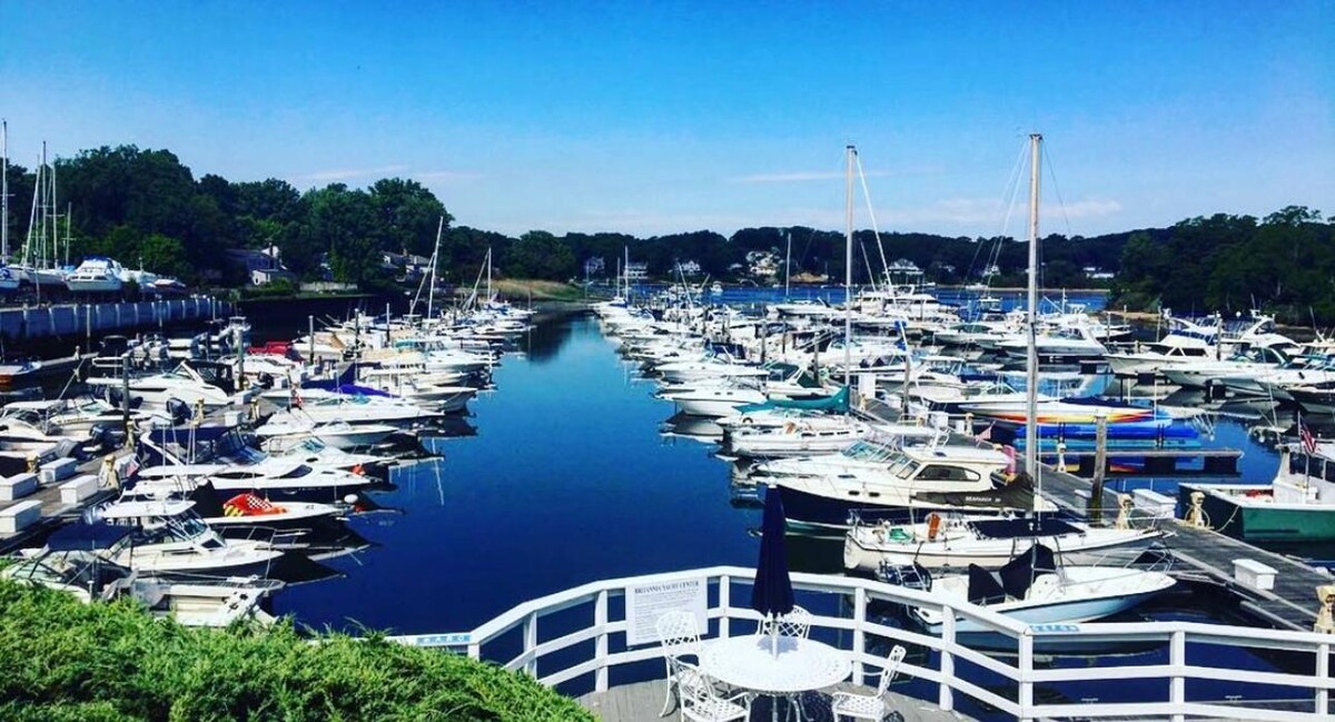 Images Britannia Yachting Center