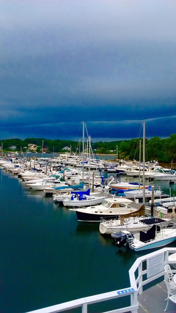 Images Britannia Yachting Center