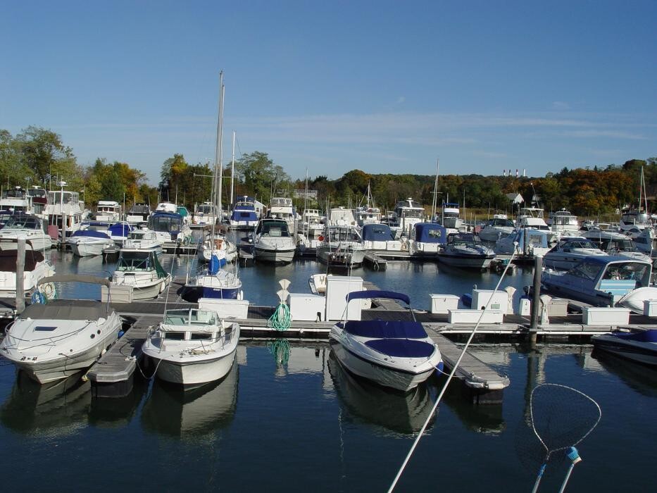 Images Britannia Yachting Center