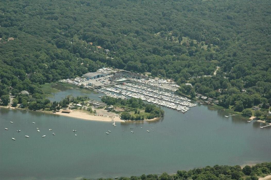 Images Britannia Yachting Center