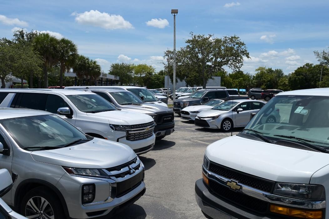 Images Budget Car Rental