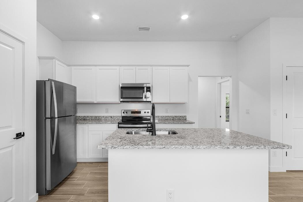 Images LGI Homes - Cape Coral