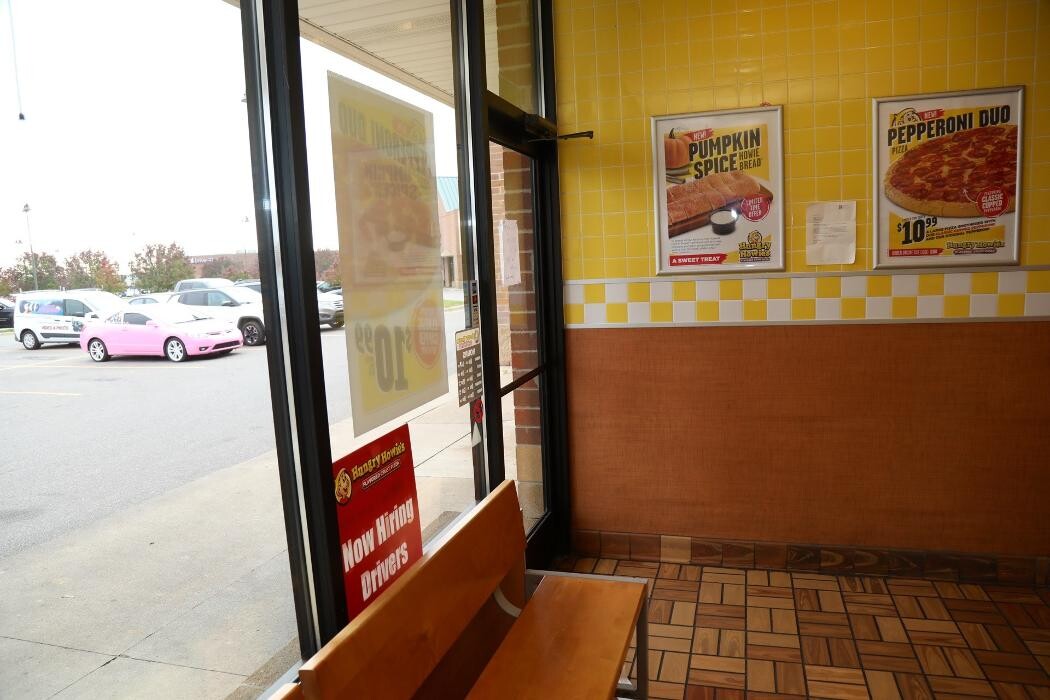 Images Hungry Howie's Pizza